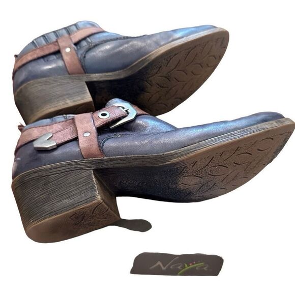 Maya Selma navy leather and brown booties - Picture 7 of 8